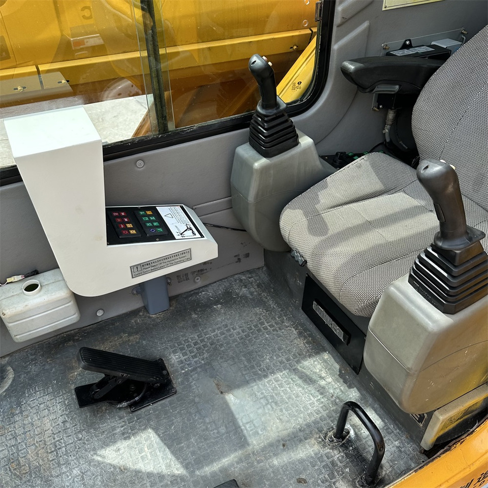 Autodizalica XCMG QY35K5 XCT35 QY35K5C 35 ton truck crane: slika 6 Autodizalica XCMG QY35K5 XCT35 QY35K5C 35 ton truck crane: slika 6