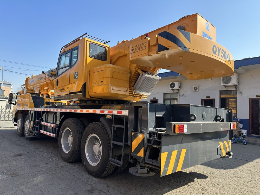 XCMG QY50KA QY70KA XCT50 QY50KC QY55KA QY25K5A XCT25L5 25TON 50TON 55TON 70TON 80TON 90TON 100TON 130TON 150TON - Autodizalica: slika 3 XCMG QY50KA QY70KA XCT50 QY50KC QY55KA QY25K5A XCT25L5 25TON 50TON 55TON 70TON 80TON 90TON 100TON 130TON 150TON - Autodizalica: slika 3