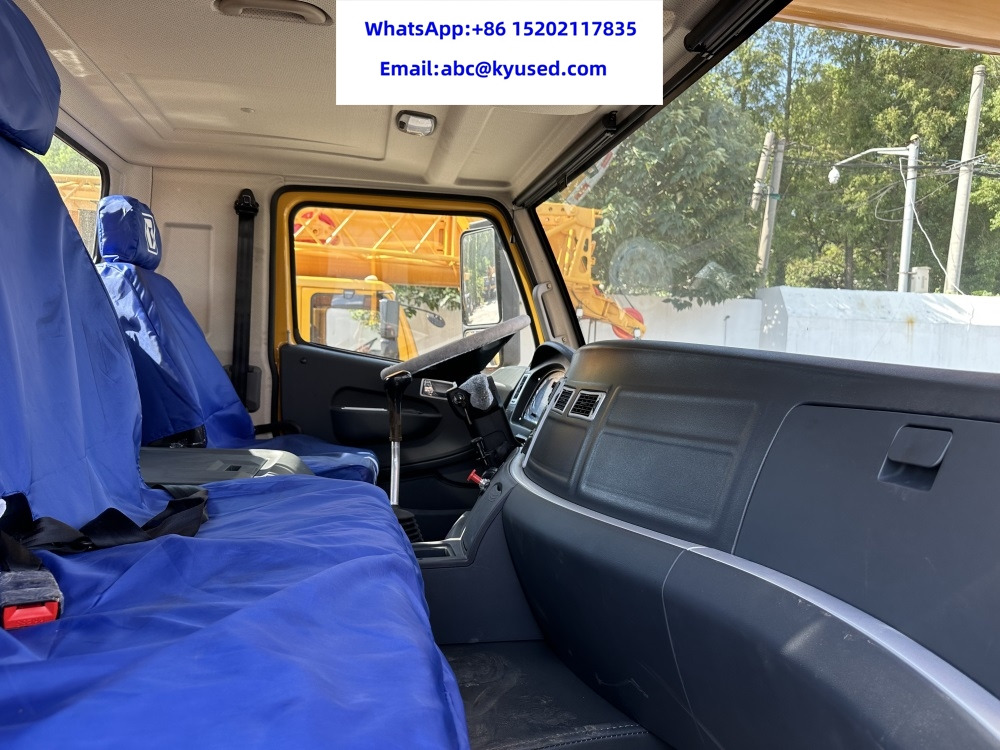 Autodizalica XCMG QY70KC XCT70 QY75K QY50KC XCT50 XCT55 55T 60T 70TON TRUCK CRANE: slika 9