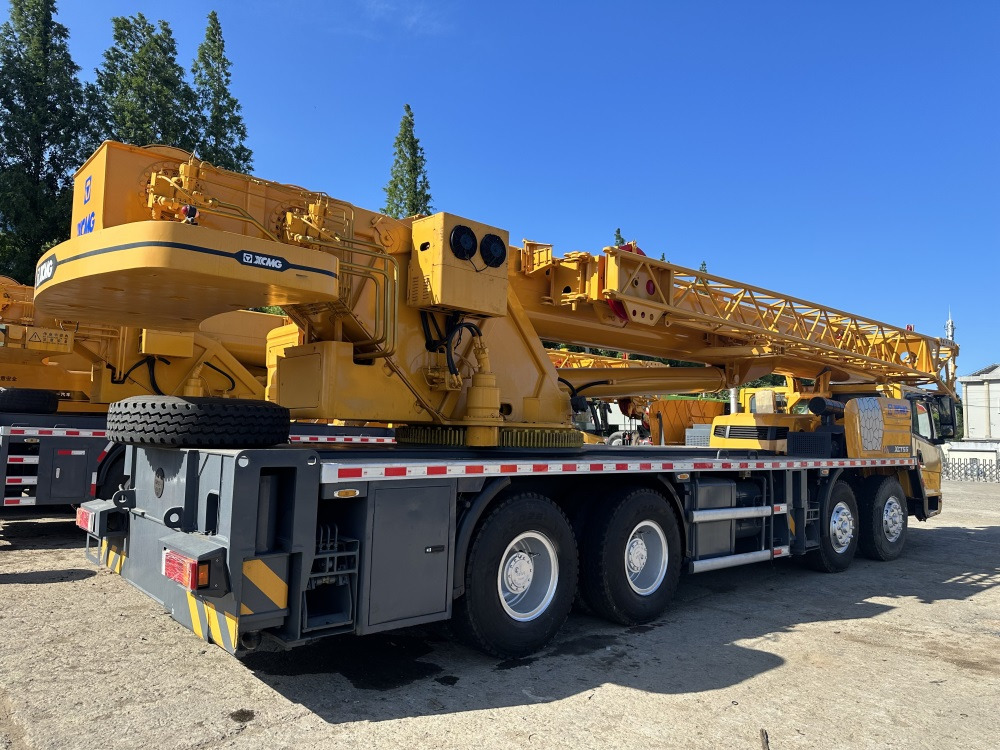 XCMG XCT55 XCT50 QY50KC QY50KA 55 ton 50 ton truck crane - Autodizalica: slika 3 XCMG XCT55 XCT50 QY50KC QY50KA 55 ton 50 ton truck crane - Autodizalica: slika 3