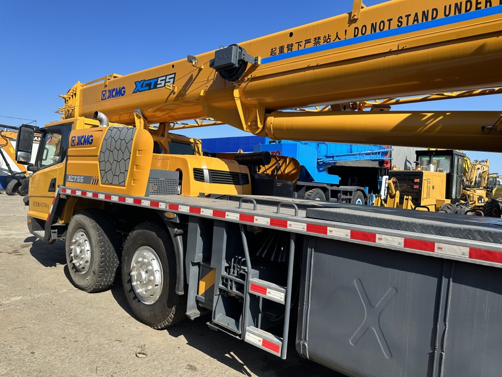 XCMG XCT55 XCT50 QY50KC QY50KA 55 ton 50 ton truck crane - Autodizalica: slika 5 XCMG XCT55 XCT50 QY50KC QY50KA 55 ton 50 ton truck crane - Autodizalica: slika 5