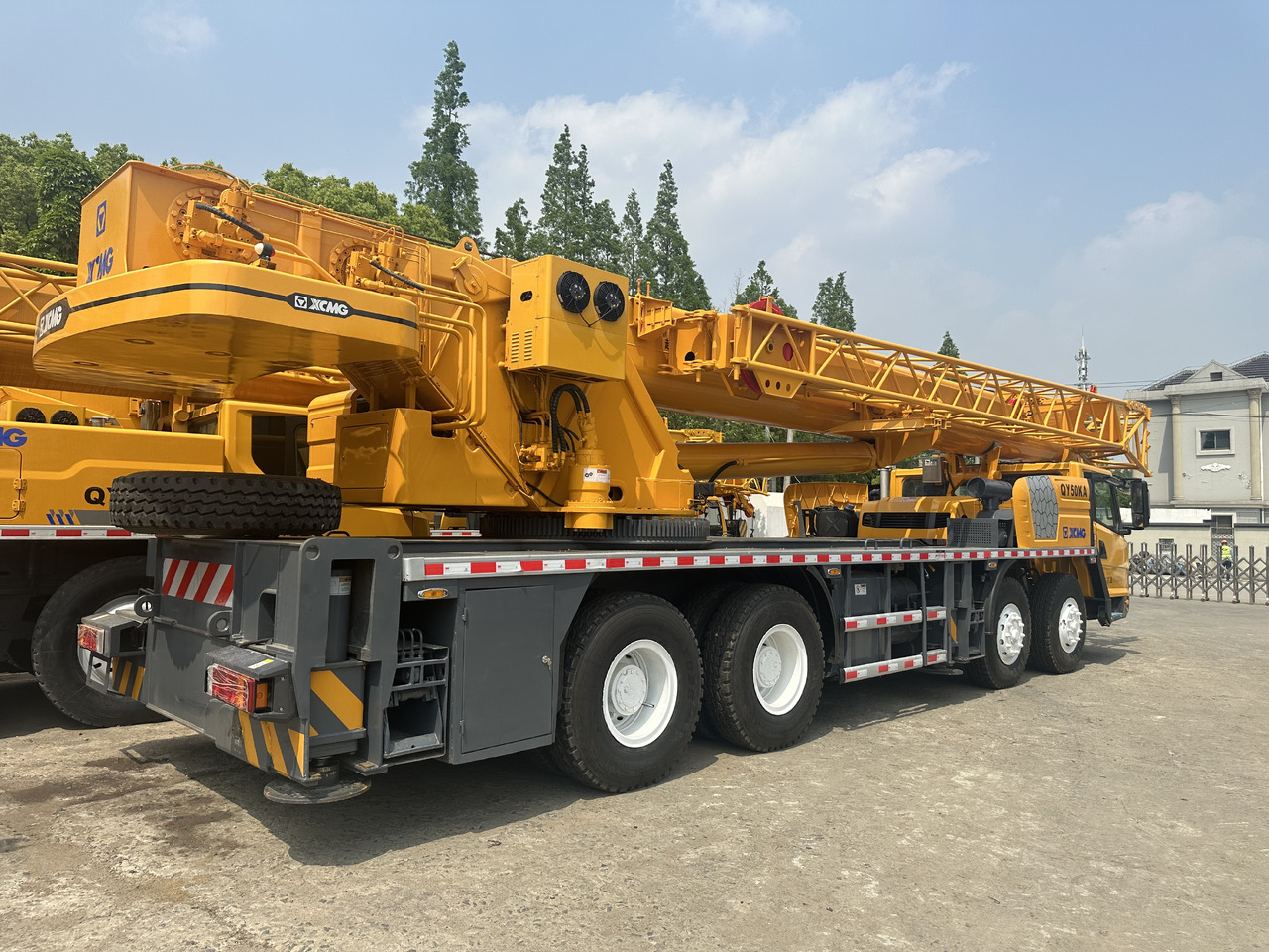 XCMG qy50ka qy50kc qy50k xct50 xct55 50 ton 55t truck crane - Autodizalica: slika 3 XCMG qy50ka qy50kc qy50k xct50 xct55 50 ton 55t truck crane - Autodizalica: slika 3