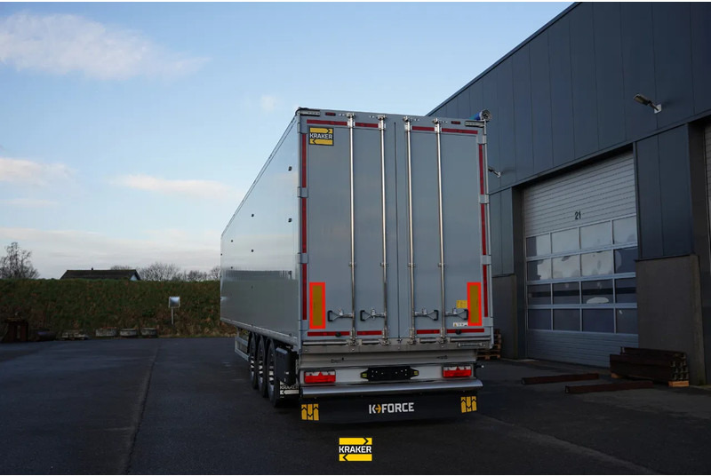 Kraker K-Force Fifth wheel 1250mm 90cbm 4 in stock - Poluprikolica sa pokretnim podom: slika 3 Kraker K-Force Fifth wheel 1250mm 90cbm 4 in stock - Poluprikolica sa pokretnim podom: slika 3
