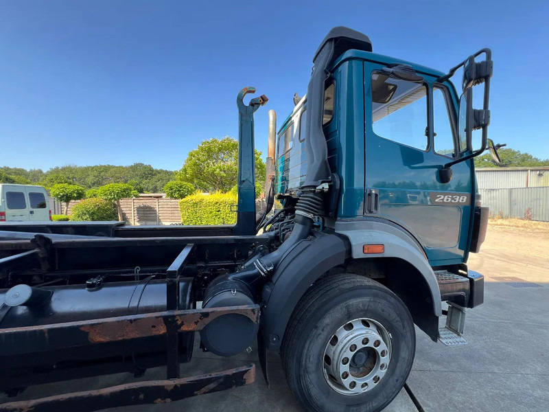 Mercedes-Benz SK 2638 V8 Ex-politie voertuig - Kamion sa hidrauličnom kukom: slika 5 Mercedes-Benz SK 2638 V8 Ex-politie voertuig - Kamion sa hidrauličnom kukom: slika 5