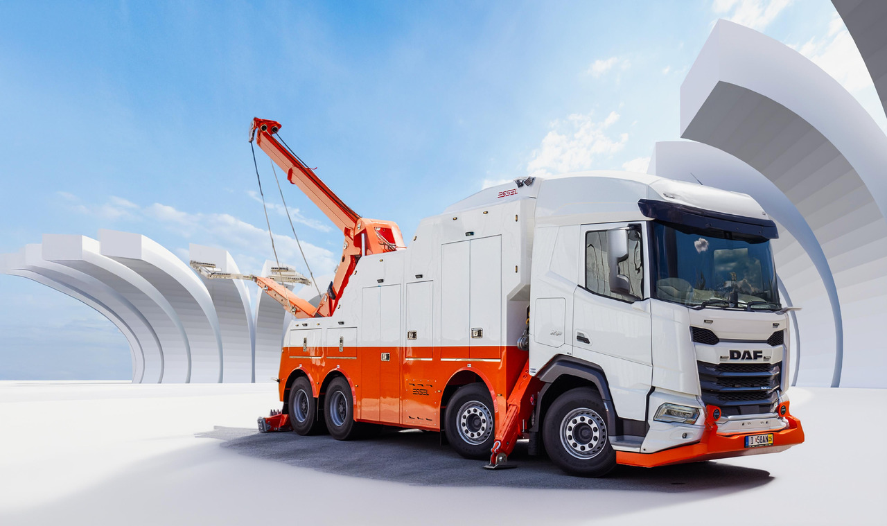 DAF530 FAD 8x4 T-REX 5- winches WHITE RHD - Šlep vozilo: slika 1 DAF530 FAD 8x4 T-REX 5- winches WHITE RHD - Šlep vozilo: slika 1