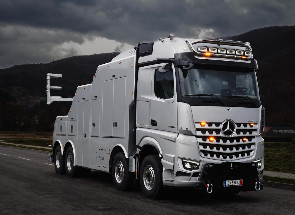 MERCEDES-BENZ Mercedes Arocs NEW T-REX silver - Šlep vozilo: slika 1 MERCEDES-BENZ Mercedes Arocs NEW T-REX silver - Šlep vozilo: slika 1