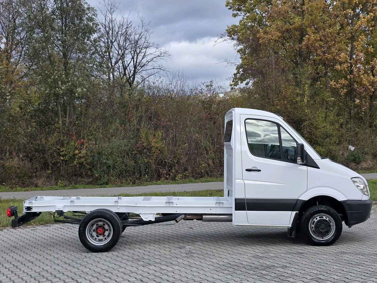 Mercedes-Benz Sprinter 519 CDI Rama /Wywrotka/Kiper 3.0 CDI ! Klima! - Dostavno vozilo kiper: slika 4 Mercedes-Benz Sprinter 519 CDI Rama /Wywrotka/Kiper 3.0 CDI ! Klima! - Dostavno vozilo kiper: slika 4