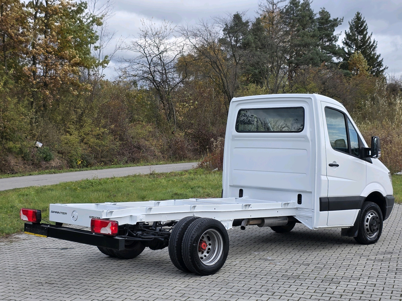 Mercedes-Benz Sprinter 519 CDI Rama /Wywrotka/Kiper 3.0 CDI ! Klima! - Dostavno vozilo kiper: slika 5 Mercedes-Benz Sprinter 519 CDI Rama /Wywrotka/Kiper 3.0 CDI ! Klima! - Dostavno vozilo kiper: slika 5