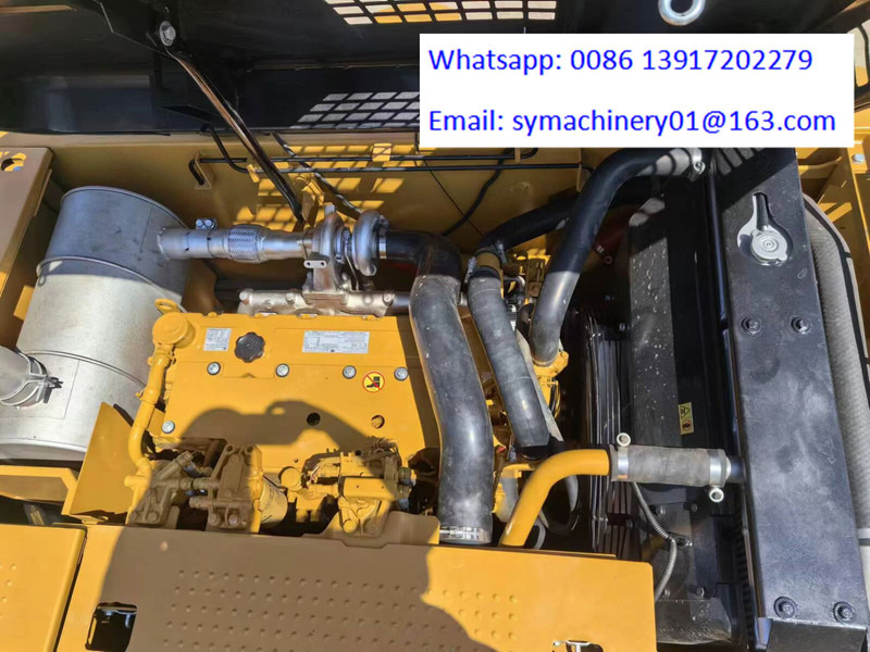 Bager guseničar Caterpillar 320D2: slika 8