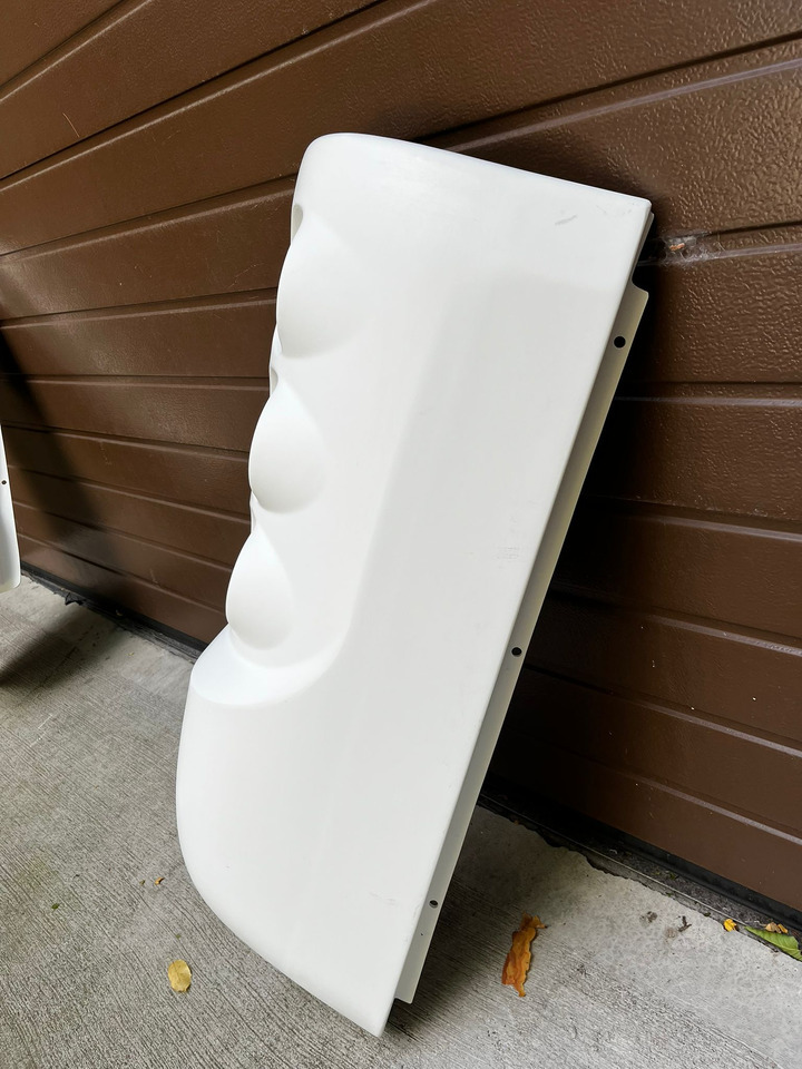 Zderzak, narożnik tylny prawy NEOPLAN TOURLINER NEOPLAN TOURLINER - Karoserija i eksterijer za Autobus: slika 3 Zderzak, narożnik tylny prawy NEOPLAN TOURLINER NEOPLAN TOURLINER - Karoserija i eksterijer za Autobus: slika 3