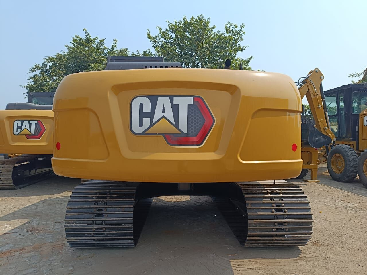 New Caterpillar 320D3GC tracked excavator - Bager guseničar: slika 2 New Caterpillar 320D3GC tracked excavator - Bager guseničar: slika 2