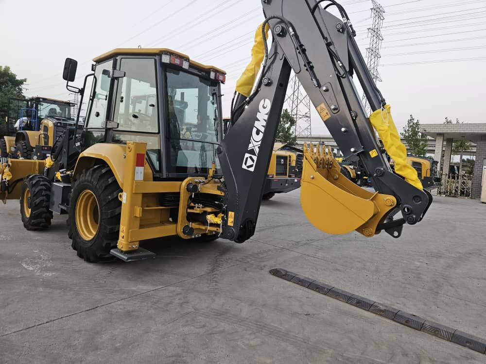 New XCMG XC870HK backhoe loader - Bager utovarivač: slika 2 New XCMG XC870HK backhoe loader - Bager utovarivač: slika 2