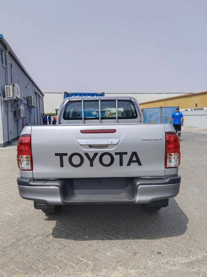 Toyota Hilux - Pikap, Dostavno vozilo sa duplom kabinom: slika 3 Toyota Hilux - Pikap, Dostavno vozilo sa duplom kabinom: slika 3