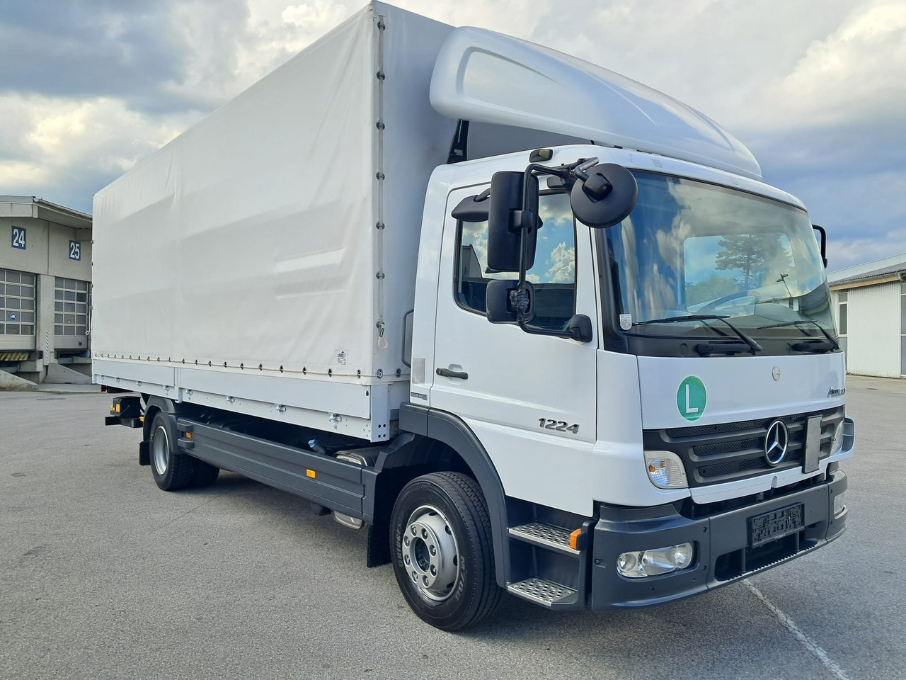 MERCEDES-BENZ ATEGO 12 24 Plane LBW | Klima | Schaltgetriebe - Kamion sa ceradom: slika 2 MERCEDES-BENZ ATEGO 12 24 Plane LBW | Klima | Schaltgetriebe - Kamion sa ceradom: slika 2