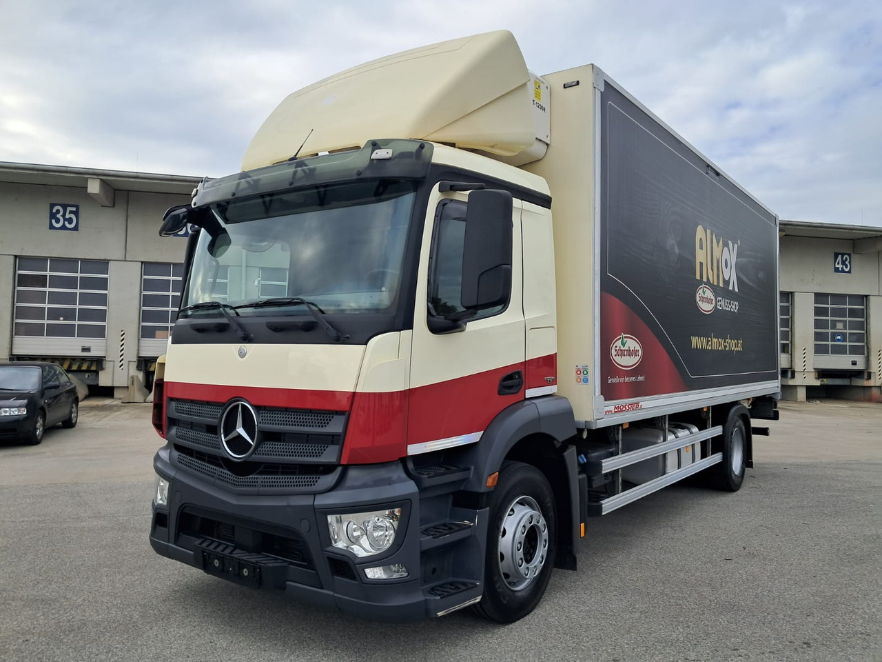 MERCEDES-BENZ Antos 1833 Kühlkoffer LBW | Standheizung | Euro 6 - Hladnjača: slika 1 MERCEDES-BENZ Antos 1833 Kühlkoffer LBW | Standheizung | Euro 6 - Hladnjača: slika 1