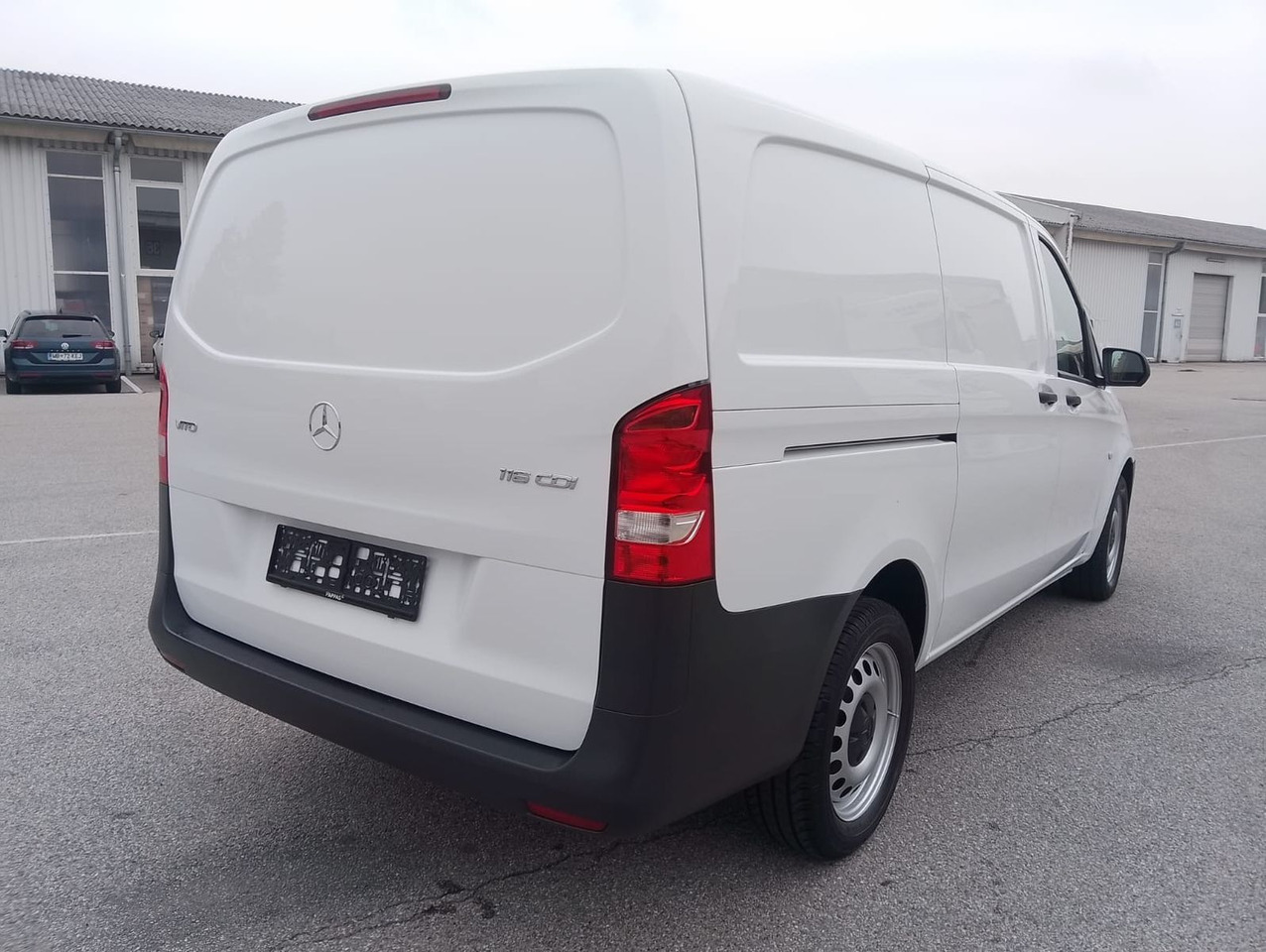 Mercedes-Benz VITO 116 CDI - Furgon: slika 3 Mercedes-Benz VITO 116 CDI - Furgon: slika 3