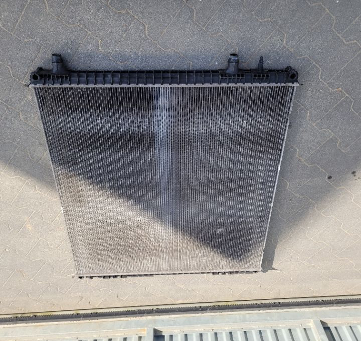 CHŁODNICA WODY MAN TGX E6 MODINE 7650997 98CM SZCZELNA - Radijator za Kamion: slika 2 CHŁODNICA WODY MAN TGX E6 MODINE 7650997 98CM SZCZELNA - Radijator za Kamion: slika 2