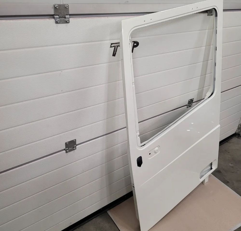 DRZWI LEWE DAF XF 106 ORYGINAL - Vrata i delovi za Kamion: slika 2 DRZWI LEWE DAF XF 106 ORYGINAL - Vrata i delovi za Kamion: slika 2