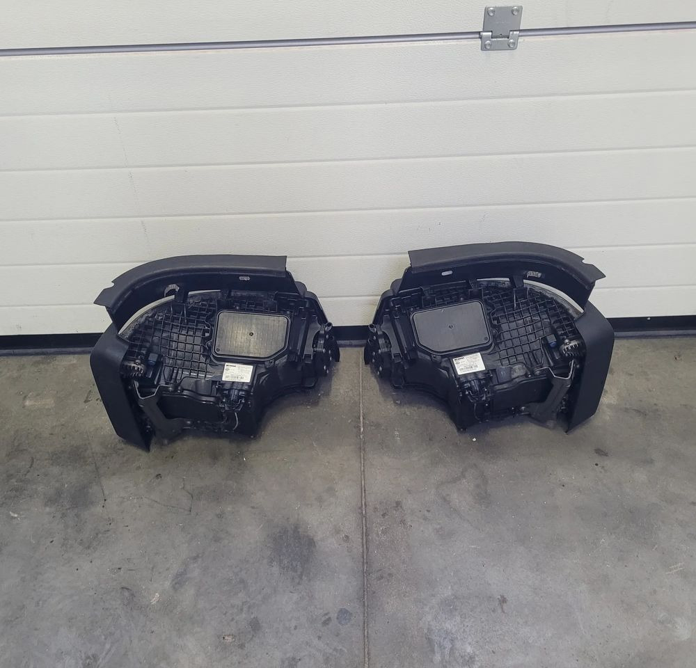 LAMPA LED SCANIA R NGT 2655849 2655848 RH/LH CHWALIM116 - Svetla/ Osvetljenje za Kamion: slika 2 LAMPA LED SCANIA R NGT 2655849 2655848 RH/LH CHWALIM116 - Svetla/ Osvetljenje za Kamion: slika 2