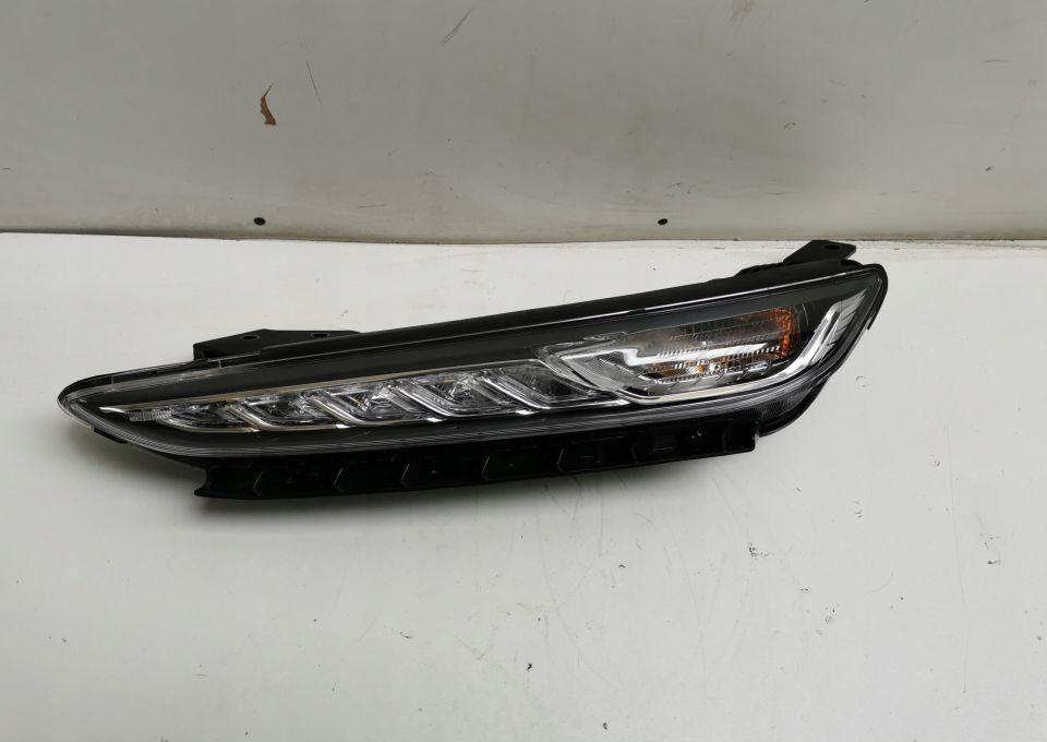 LAMPA PRZÓD HYUNDAI KONA LED GÓRNA LEWA DO1 L1FFS - Prednja svetla: slika 1 LAMPA PRZÓD HYUNDAI KONA LED GÓRNA LEWA DO1 L1FFS - Prednja svetla: slika 1