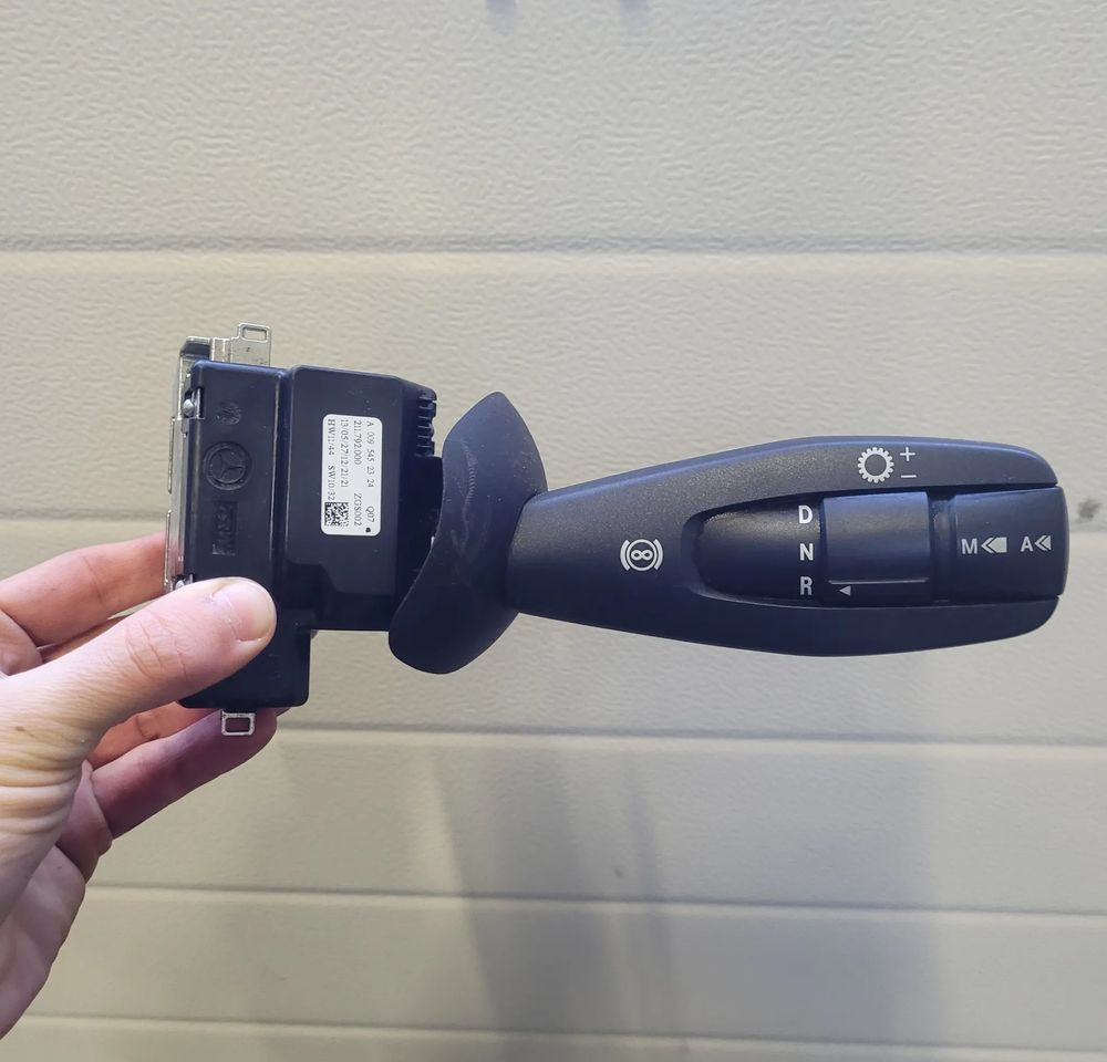 MANETKA ZMIANY BIEGÓW MERCEDES ACTROS A0095452324 CHWALIM116 - Ručica menjača za Kamion: slika 1 MANETKA ZMIANY BIEGÓW MERCEDES ACTROS A0095452324 CHWALIM116 - Ručica menjača za Kamion: slika 1