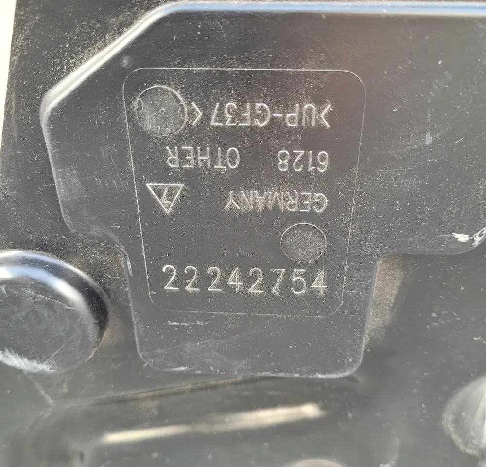 MISKA OLEJOWA RENAULT RANGE T 22242776 - Korito za ulje za Kamion: slika 5 MISKA OLEJOWA RENAULT RANGE T 22242776 - Korito za ulje za Kamion: slika 5