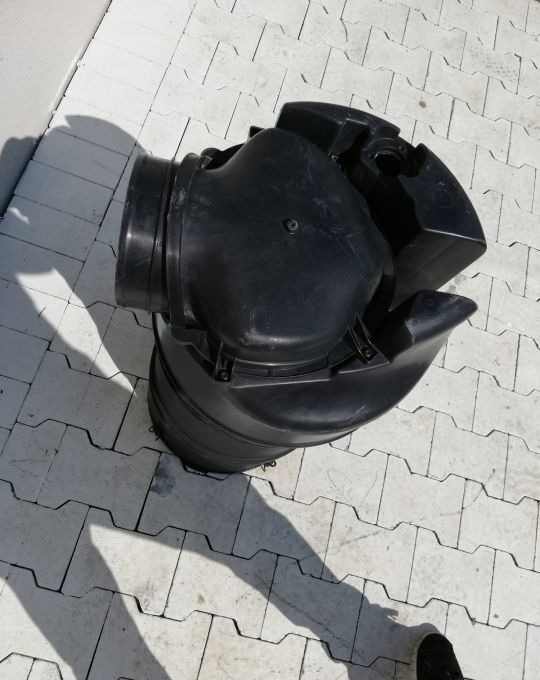 OBUDOWA FILTRA POWIETRZA MAN TGX TGS EURO 6 - Filter za vazduh za Kamion: slika 2 OBUDOWA FILTRA POWIETRZA MAN TGX TGS EURO 6 - Filter za vazduh za Kamion: slika 2