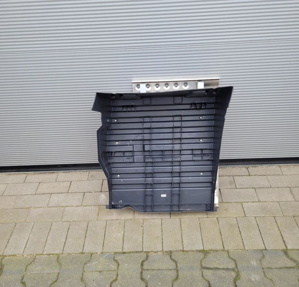 POKRYWA AKUMULATOR SCANIA S R NM. ORYGINAŁ NOWA 2196771 CHWALIM116 - Karoserija i eksterijer za Kamion: slika 3 POKRYWA AKUMULATOR SCANIA S R NM. ORYGINAŁ NOWA 2196771 CHWALIM116 - Karoserija i eksterijer za Kamion: slika 3