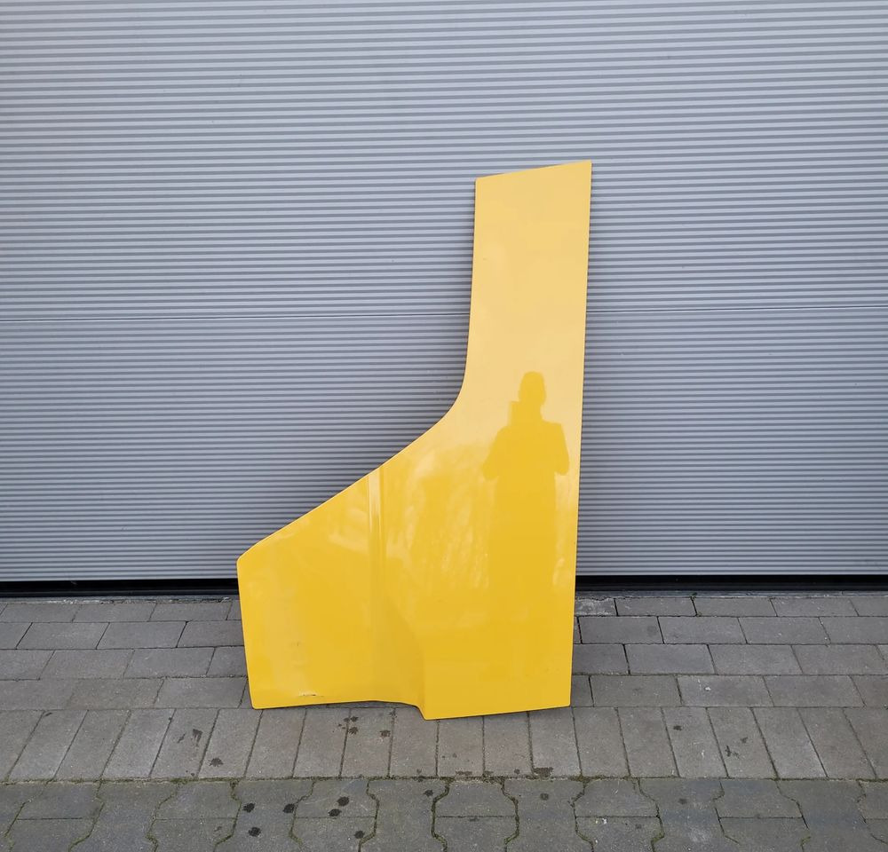 PRZEDŁUŻENIE DRZWI DAF XG PRAWE USZKODZONE CHWALIM116 - Vrata i delovi za Kamion: slika 1 PRZEDŁUŻENIE DRZWI DAF XG PRAWE USZKODZONE CHWALIM116 - Vrata i delovi za Kamion: slika 1