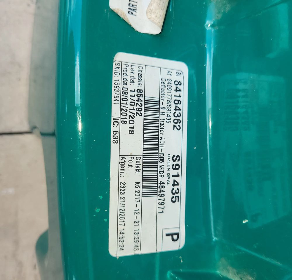 SPOJLER KOSA VOLVO FH4 LIFT ORYGINAŁ RH 84164362 - Aerodinamika/ Spojler za Kamion: slika 3 SPOJLER KOSA VOLVO FH4 LIFT ORYGINAŁ RH 84164362 - Aerodinamika/ Spojler za Kamion: slika 3