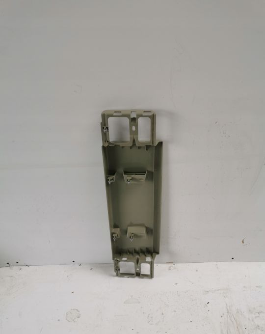 ZAŚLEPKA MASKOWNICA VOLVO FH4 84201727 ORYGINAŁ - Aerodinamika/ Spojler za Kamion: slika 3 ZAŚLEPKA MASKOWNICA VOLVO FH4 84201727 ORYGINAŁ - Aerodinamika/ Spojler za Kamion: slika 3