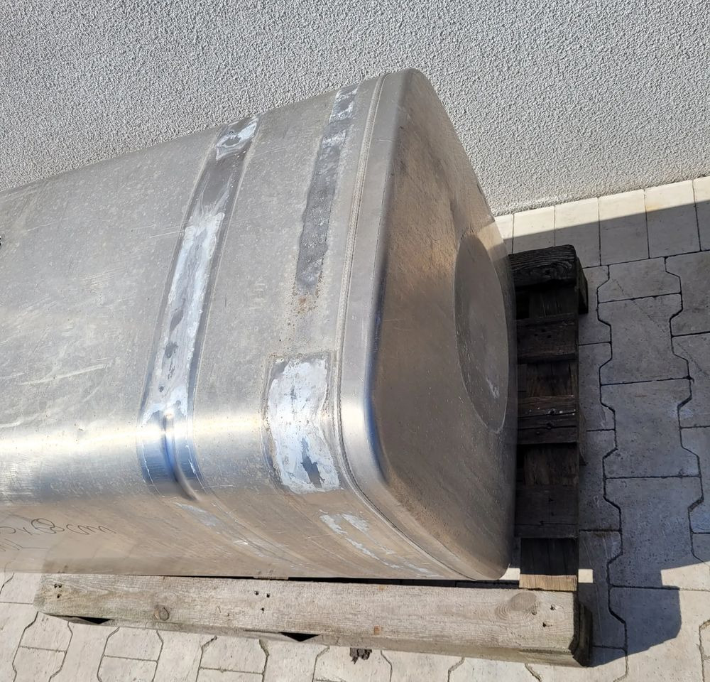 ZBIORNIK PALIWA MAN TGX TGS 490L 130X63X68CM - Rezervoar za gorivo za Kamion: slika 2 ZBIORNIK PALIWA MAN TGX TGS 490L 130X63X68CM - Rezervoar za gorivo za Kamion: slika 2