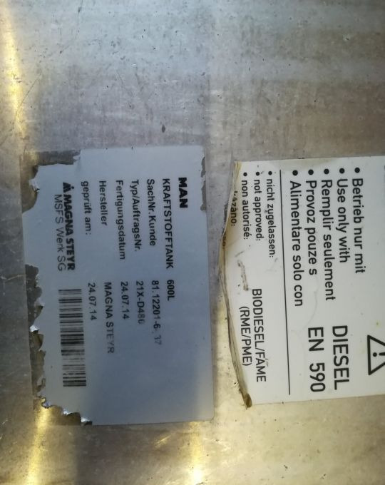 ZBIORNIK PALIWA MAN TGX TGS TGA 600L euro6 - Rezervoar za gorivo za Kamion: slika 4 ZBIORNIK PALIWA MAN TGX TGS TGA 600L euro6 - Rezervoar za gorivo za Kamion: slika 4