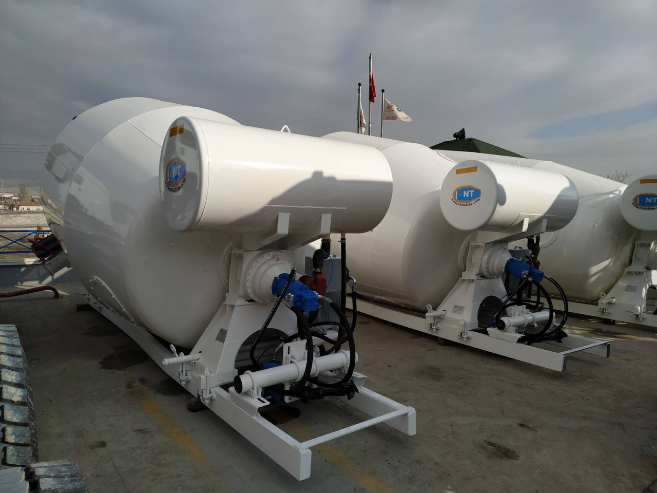 Novu Mikser za beton NT Replacement mixing drum units: slika 6