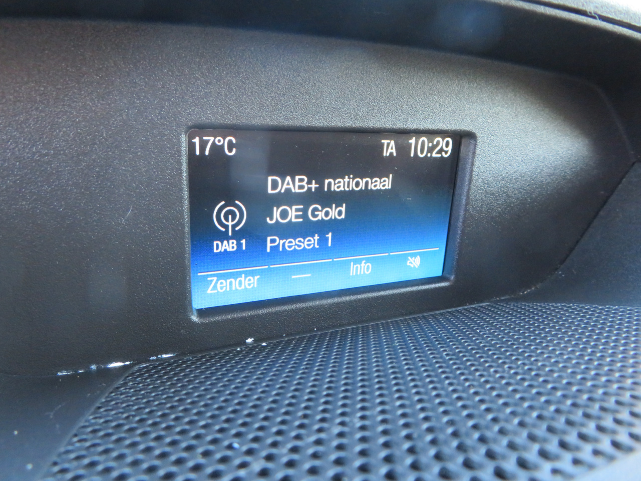 Furgon Ford Transit 2.0TDCi: slika 15