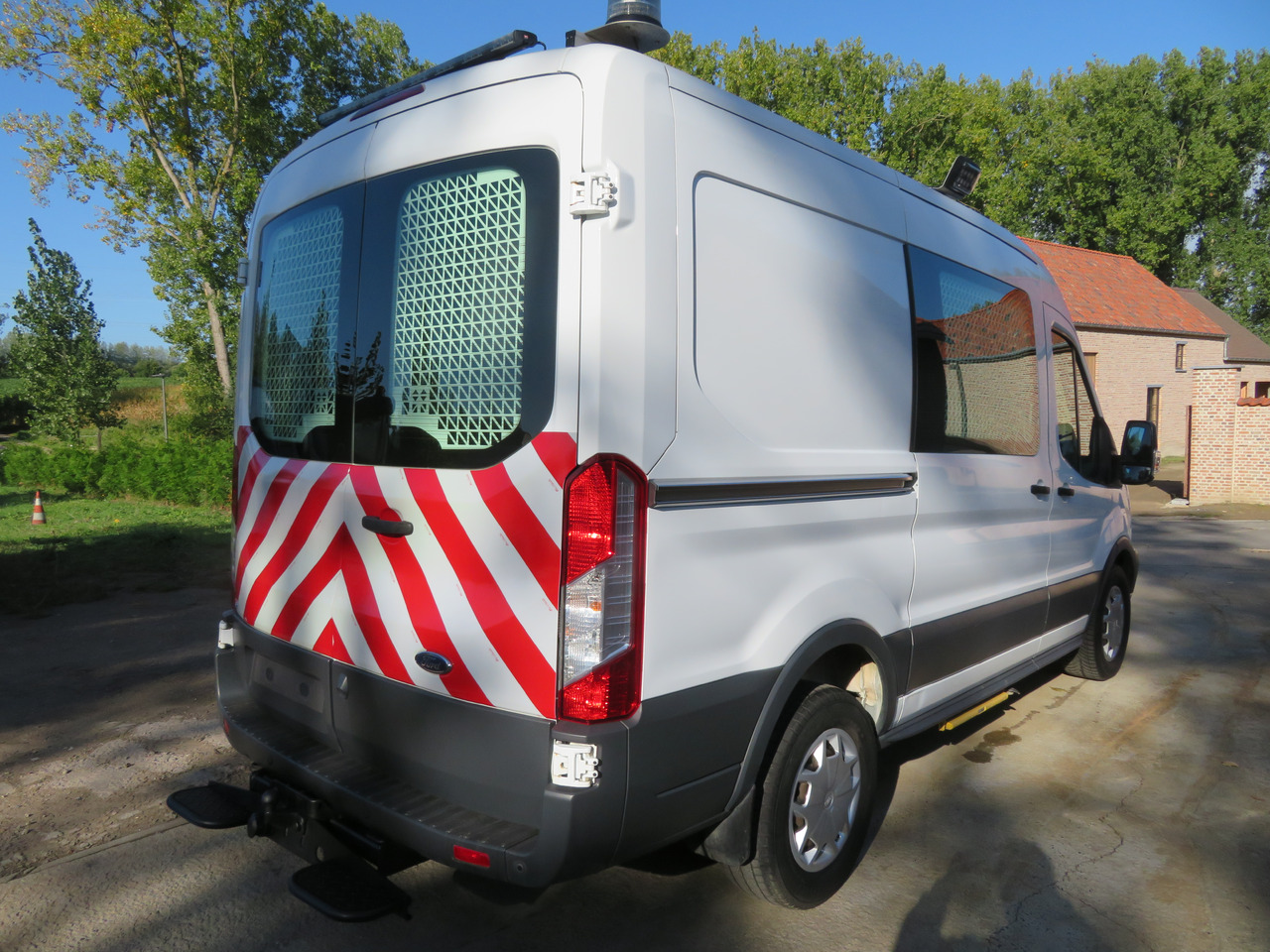 Furgon Ford Transit 2.0TDCi: slika 7