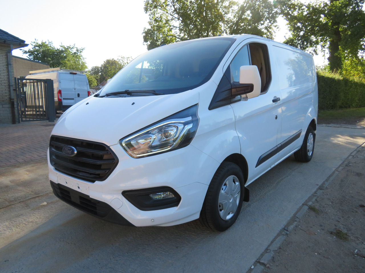 Ford Transit Custom 2.0 Trend - Mali kombi: slika 3 Ford Transit Custom 2.0 Trend - Mali kombi: slika 3