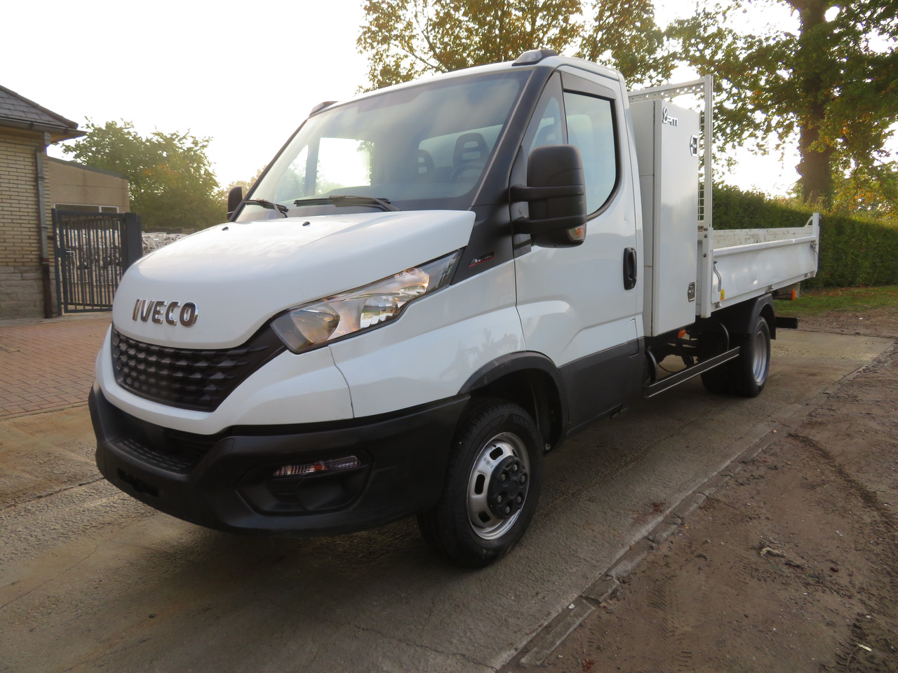 Iveco Daily 35C16 3.0 - L3 - Kipper - Dostavno vozilo kiper: slika 3 Iveco Daily 35C16 3.0 - L3 - Kipper - Dostavno vozilo kiper: slika 3