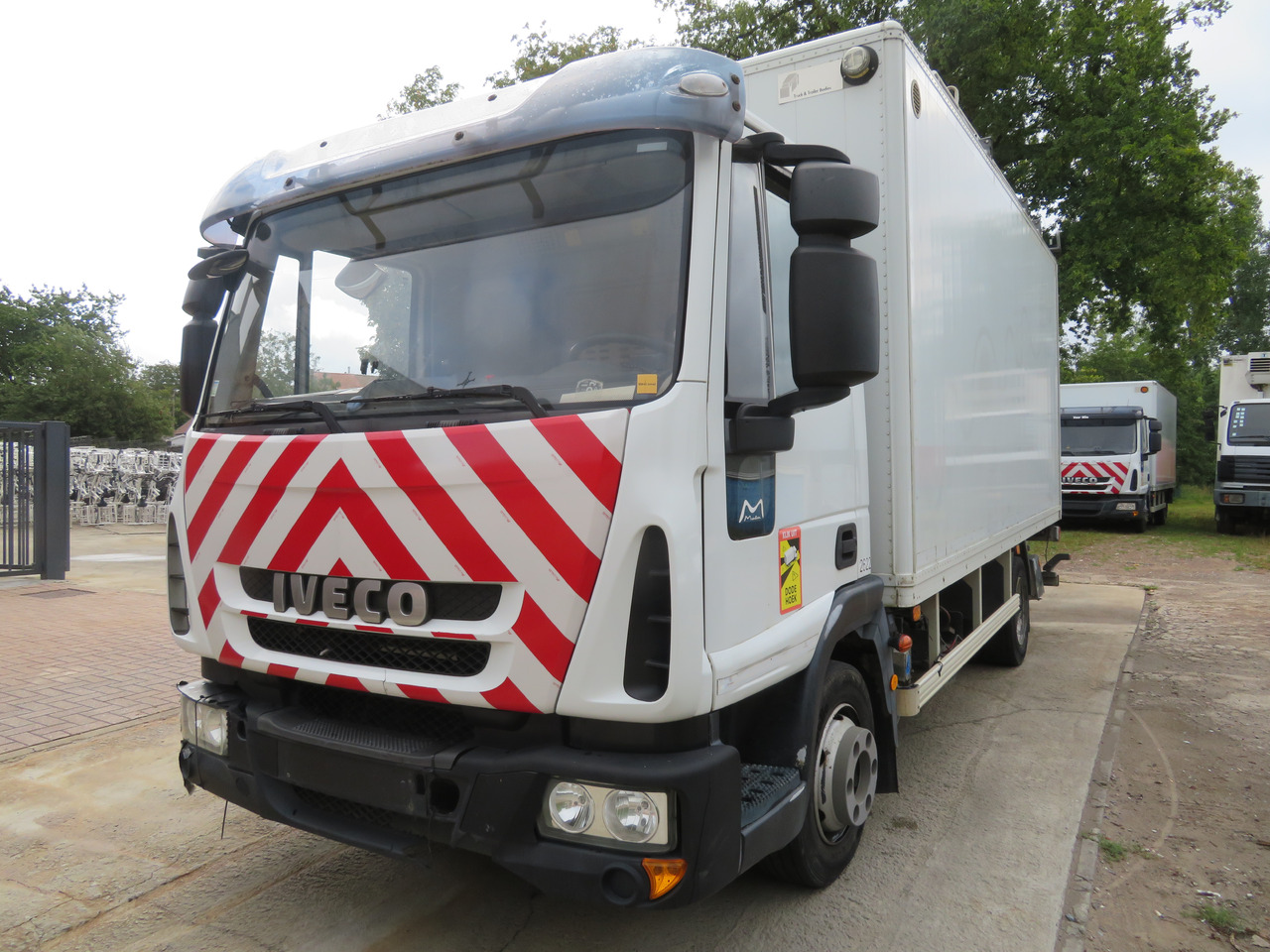 Iveco Eurocargo ML90E18 Bakwagen - Kamion sa zatvorenim sandukom: slika 3 Iveco Eurocargo ML90E18 Bakwagen - Kamion sa zatvorenim sandukom: slika 3