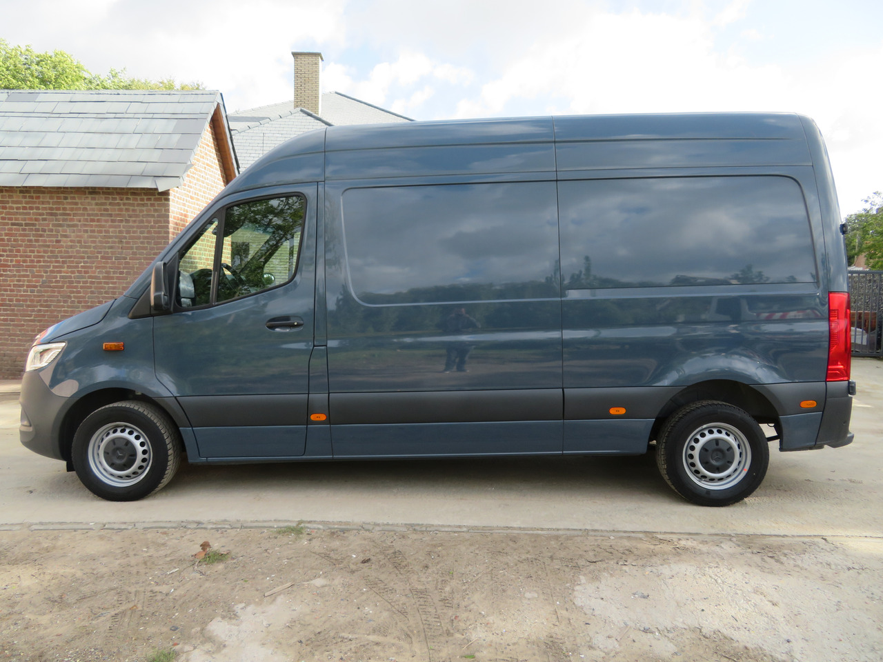 Mercedes-Benz Gesloten bestelwagen A2H2 - Furgon: slika 4 Mercedes-Benz Gesloten bestelwagen A2H2 - Furgon: slika 4