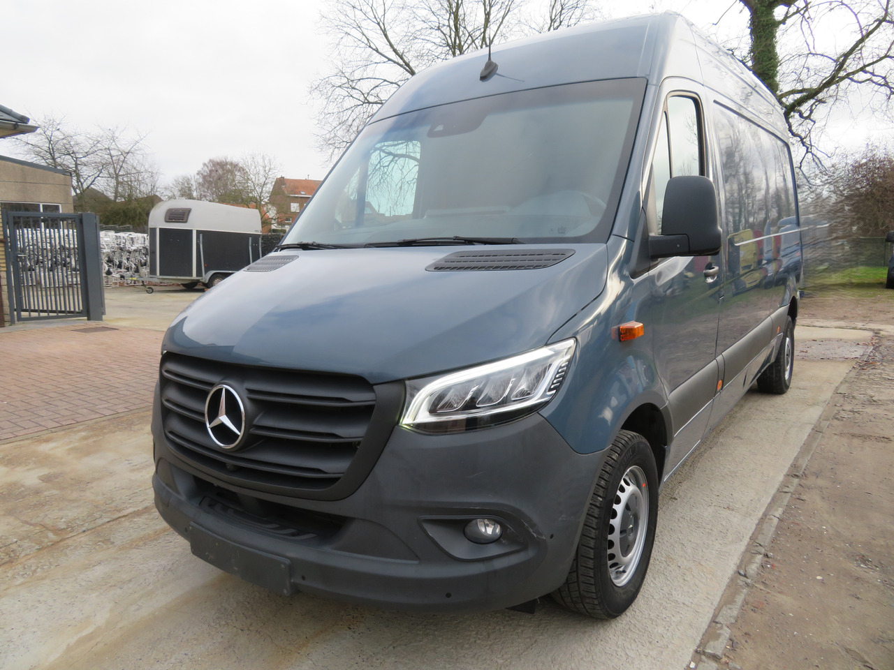 Mercedes-Benz Sprinter 317cdi - 9GTronic - A2H2 - Furgon: slika 3 Mercedes-Benz Sprinter 317cdi - 9GTronic - A2H2 - Furgon: slika 3