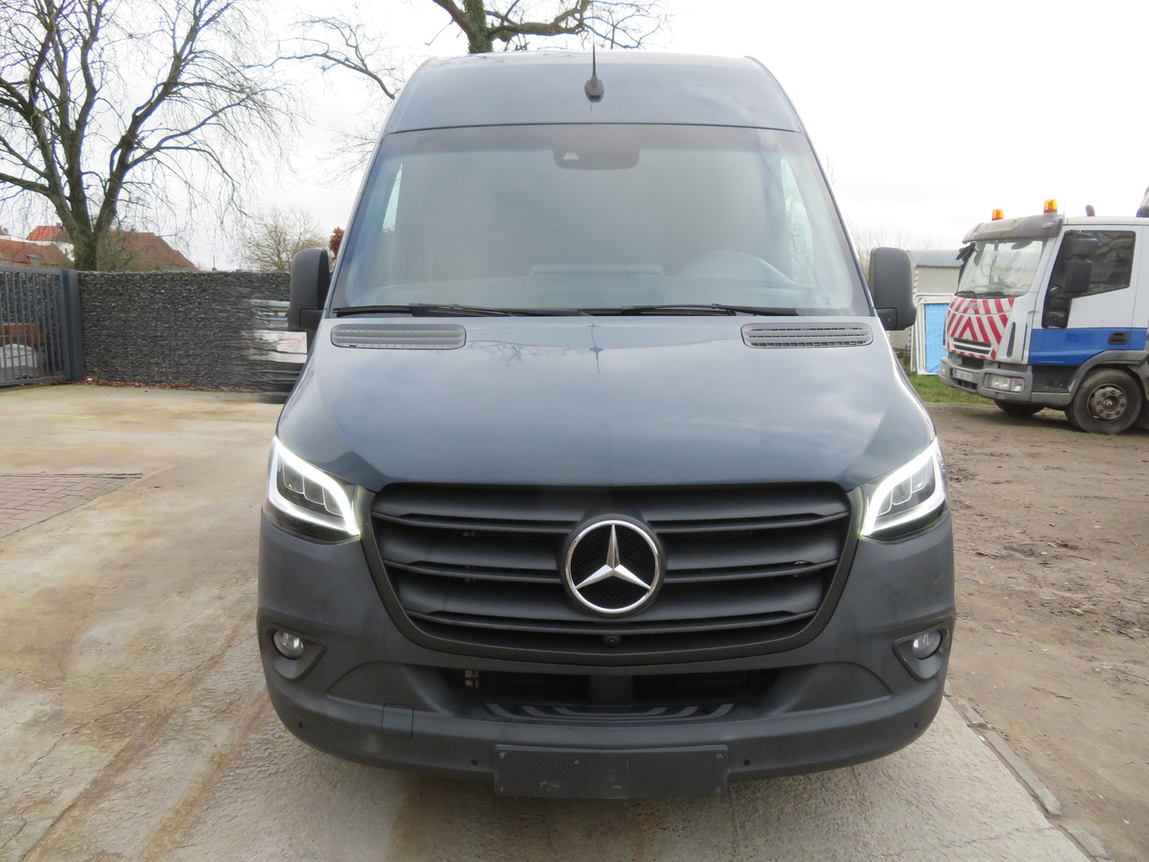 Mercedes-Benz Sprinter 317cdi - 9GTronic - A2H2 - Furgon: slika 2 Mercedes-Benz Sprinter 317cdi - 9GTronic - A2H2 - Furgon: slika 2