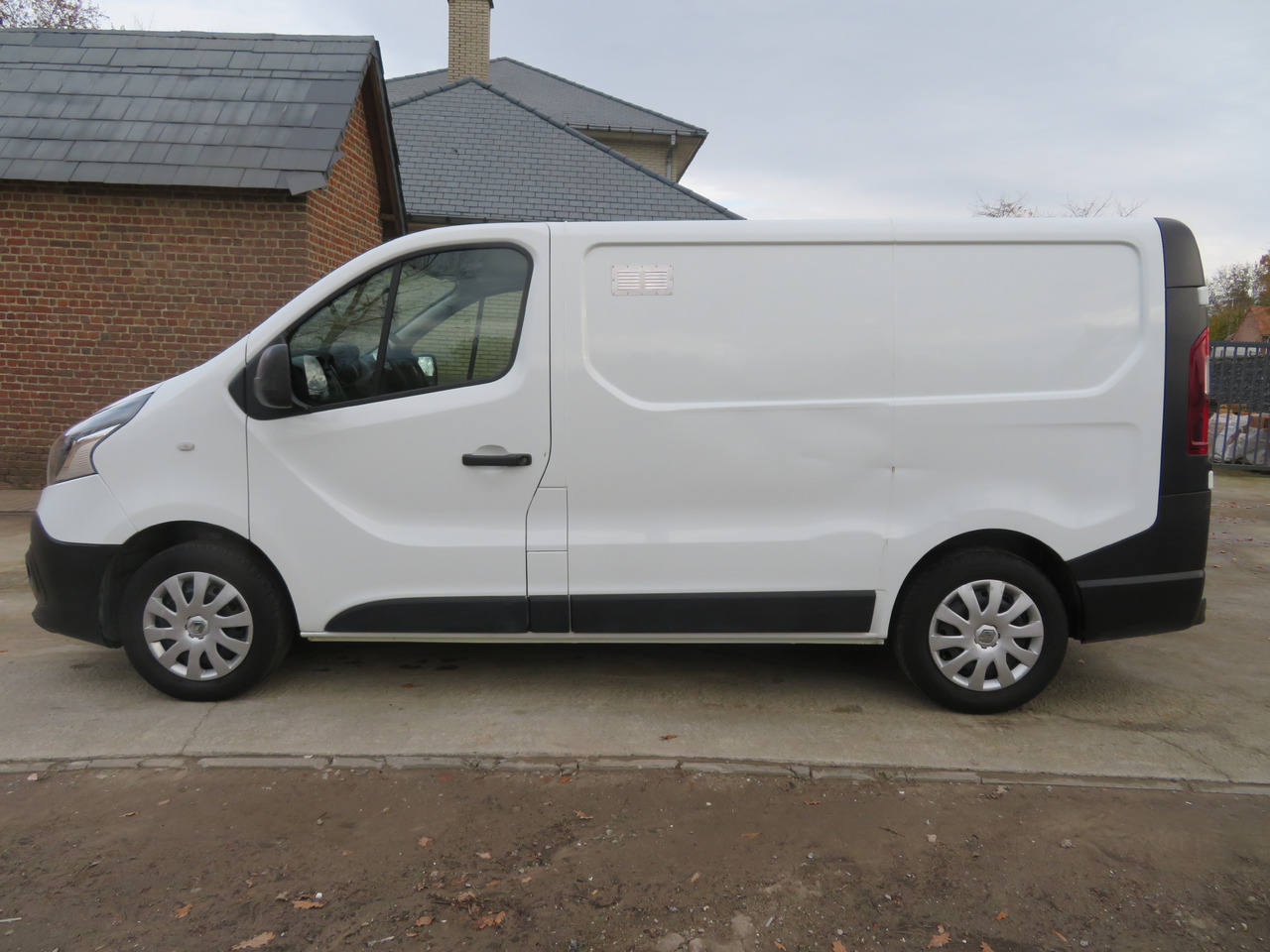 Renault Trafic 1.6dCi L1H1 - Mali kombi: slika 4 Renault Trafic 1.6dCi L1H1 - Mali kombi: slika 4