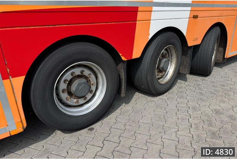 Poluprikolica sa zatvorenim sandukom BURGERS Double-Deck / Steering axle / Tail lift / Racing: slika 11