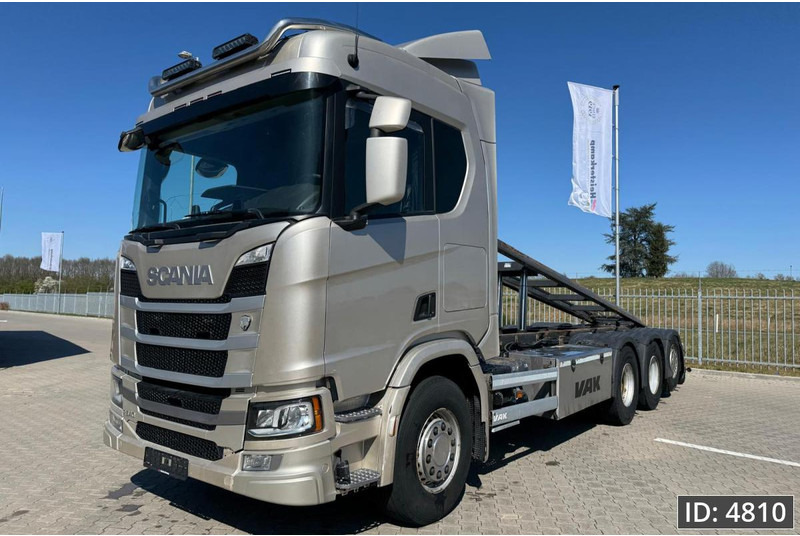 Scania R540 Topline, Euro 6, / 8x4 / BDF / Lift axle / frame 7.4 m - Kamion za prevoz kontejnera/ Kamion sa promenjivim sandukom: slika 1 Scania R540 Topline, Euro 6, / 8x4 / BDF / Lift axle / frame 7.4 m - Kamion za prevoz kontejnera/ Kamion sa promenjivim sandukom: slika 1