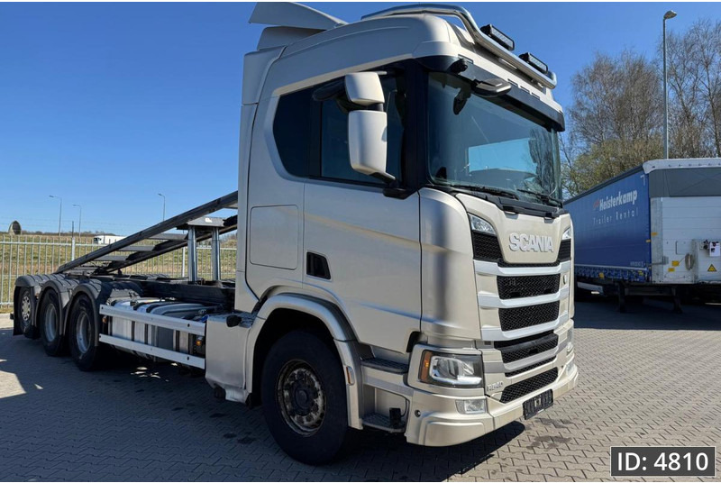 Scania R540 Topline, Euro 6, / 8x4 / BDF / Lift axle / frame 7.4 m - Kamion za prevoz kontejnera/ Kamion sa promenjivim sandukom: slika 4 Scania R540 Topline, Euro 6, / 8x4 / BDF / Lift axle / frame 7.4 m - Kamion za prevoz kontejnera/ Kamion sa promenjivim sandukom: slika 4
