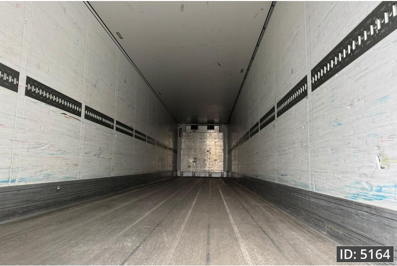 Schmitz Cargobull SKO 24 / Disk brakes / Carrier Vector 1550 / Palletbox - Poluprikolica hladnjače: slika 5 Schmitz Cargobull SKO 24 / Disk brakes / Carrier Vector 1550 / Palletbox - Poluprikolica hladnjače: slika 5