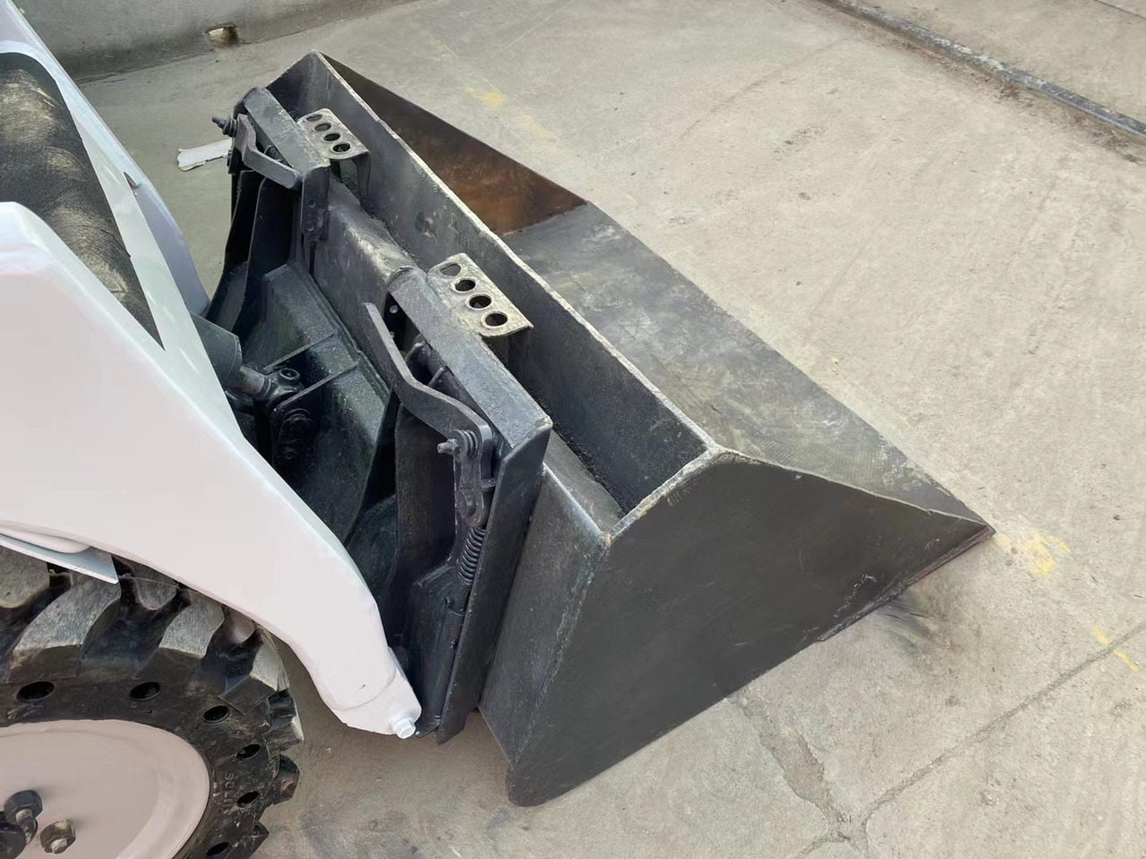 BOBCAT Skid Steer Loader S70 - Mini utovarivač: slika 4 BOBCAT Skid Steer Loader S70 - Mini utovarivač: slika 4