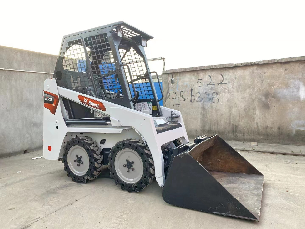 BOBCAT Skid Steer Loader S70 - Mini utovarivač: slika 3 BOBCAT Skid Steer Loader S70 - Mini utovarivač: slika 3