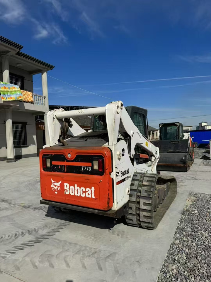 BOBCAT Skid Steer Loader T770 Good Condition - Mini utovarivač: slika 5 BOBCAT Skid Steer Loader T770 Good Condition - Mini utovarivač: slika 5
